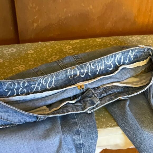 BEAU DAWSON size 6 denim capris with crystal embellishments - Picture 9 of 9